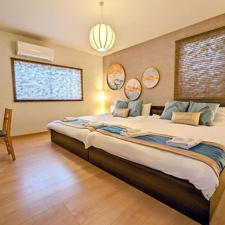 Tsukiyume Kan - House With Parking, 10Mins To Usj, Tennoji, Namba Osaka Exterior photo