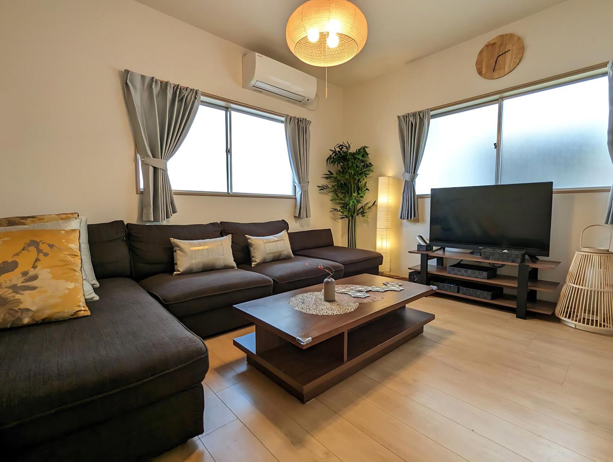 Tsukiyume Kan - House With Parking, 10Mins To Usj, Tennoji, Namba Osaka Exterior photo